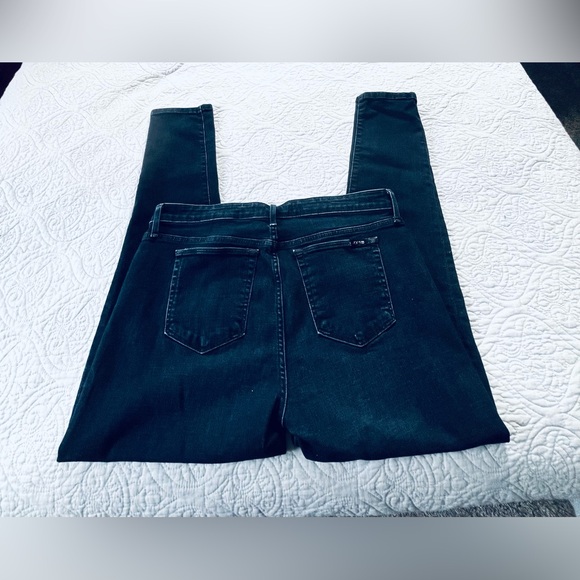 JOE’S JEANS Size 32 Skinny Ankle
Leg Jeans in Fenwick Wash Denim EUC - Picture 7 of 10